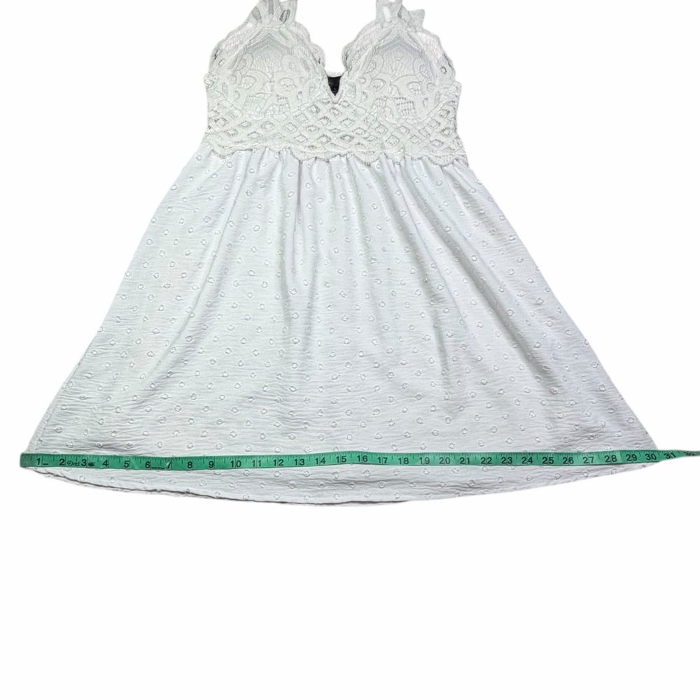 10/$25🦋 Faded Rose White Lace Crochet V-Neck Babydoll Mini Dress - Size Large - Picture 15 of 15